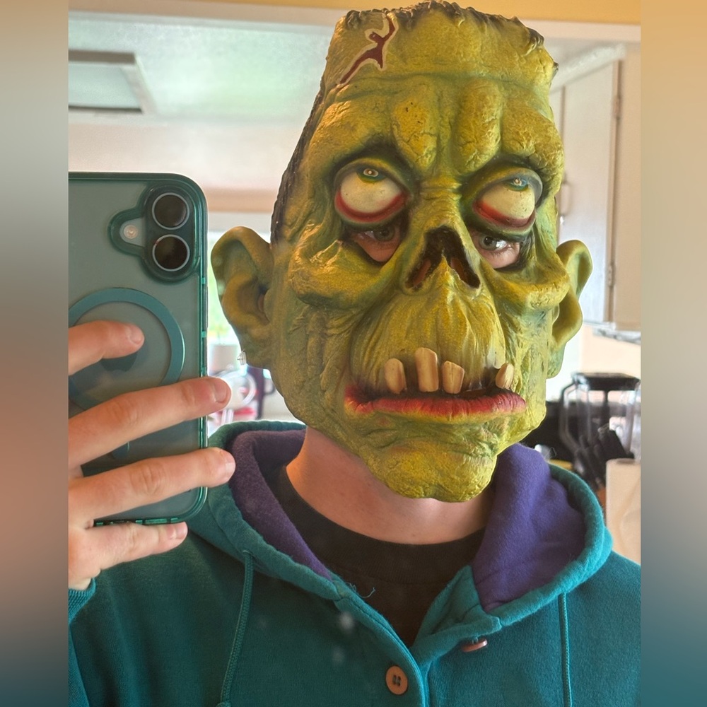 Y2K Frankenstein 2002 The Paper Magic Group Inc. Rubber Adult Halloween Mask
